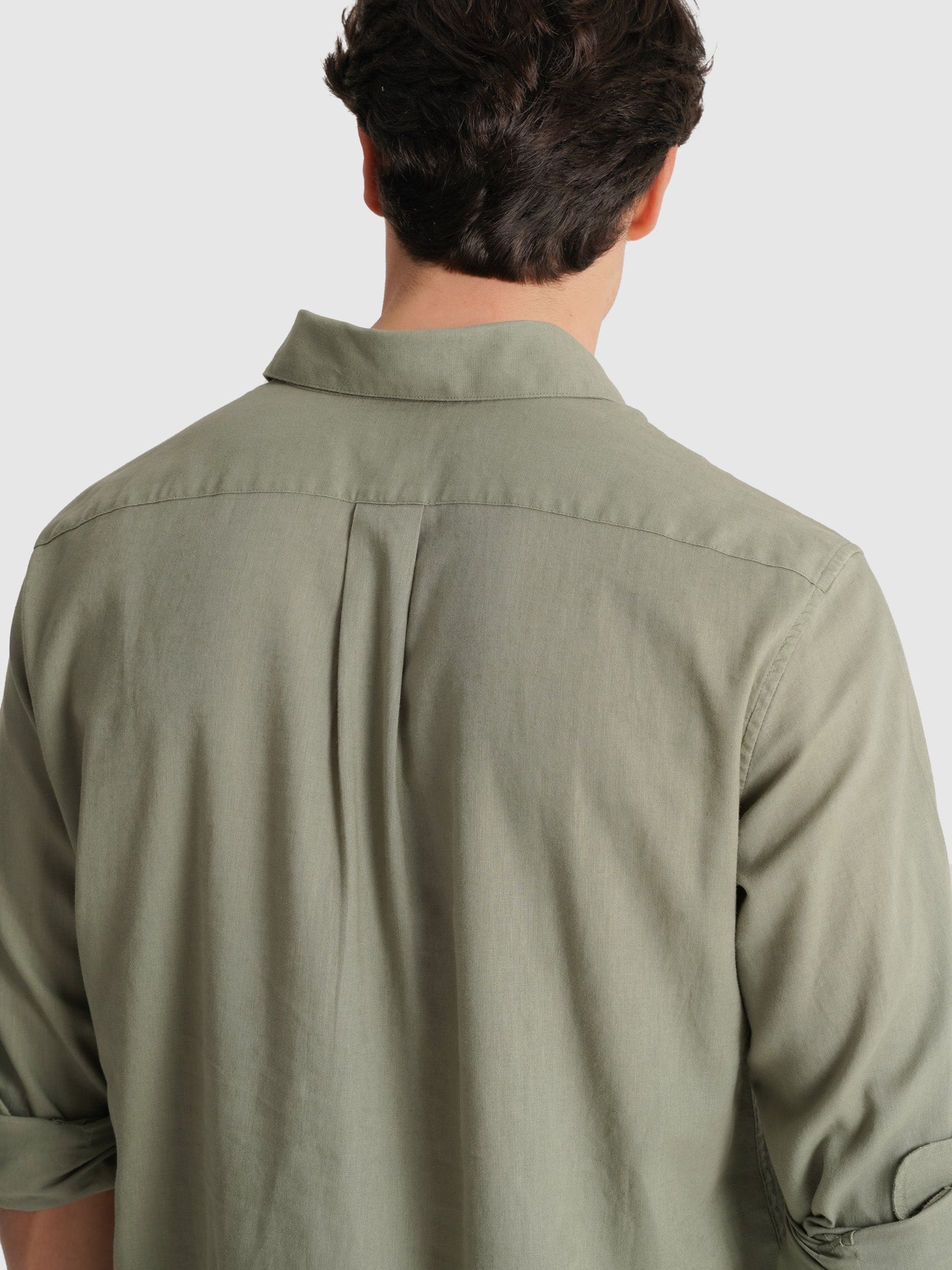 CAMISA MANGA LARGA VERDE REGULAR FIT MR. AZUL