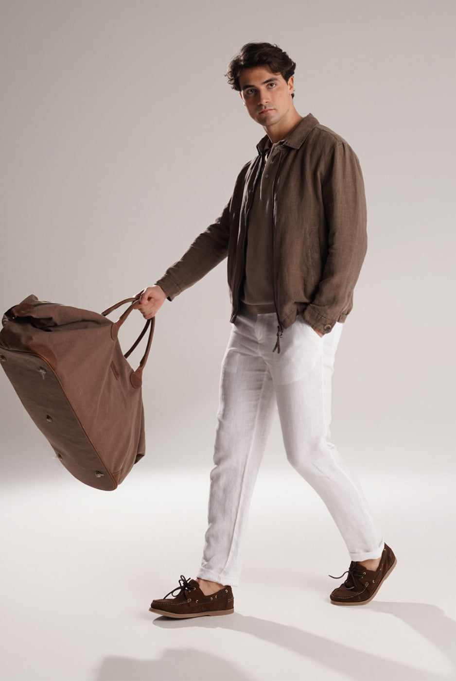 CALÇAS BRANCAS REGULAR FIT MARK BELLUCCI