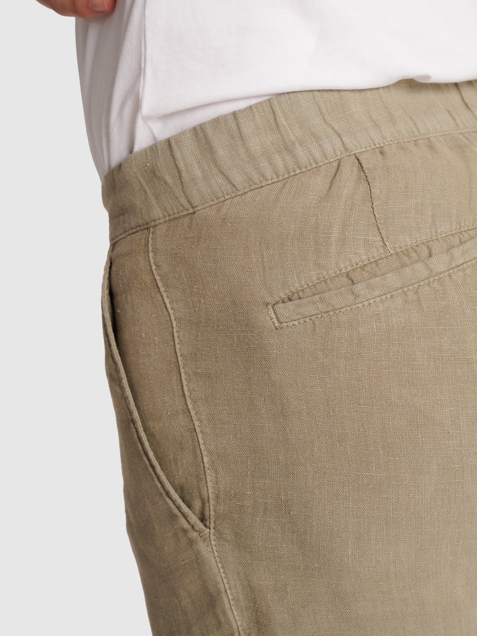 BERMUDA VERDES REGULAR FIT MARK BELLUCCI