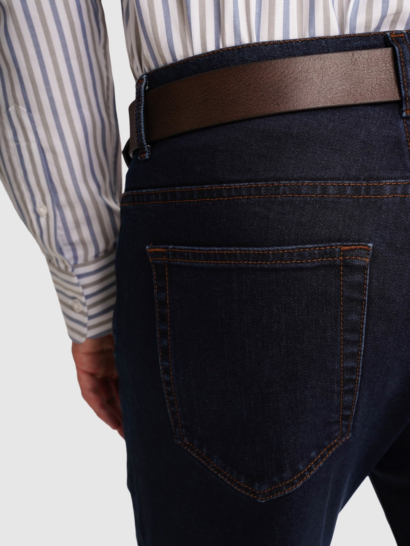 JEANS NEGROS REGULAR FIT MR. AZUL
